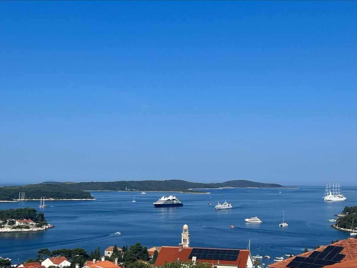 La Fee Studio Apartment Hvar Town Buitenkant foto